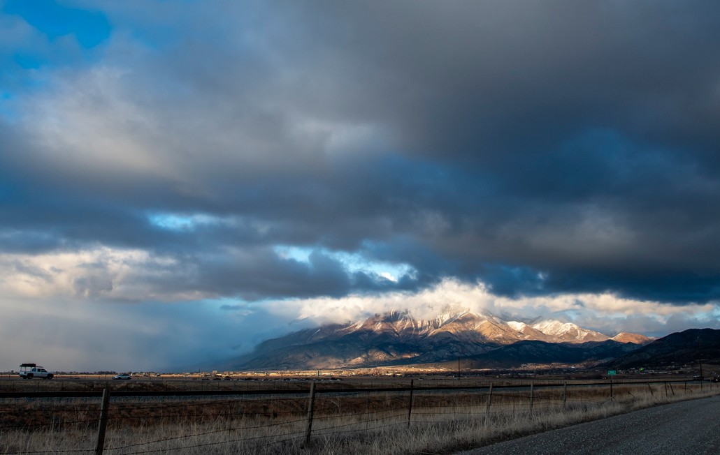 How to Buy Land in Rural Utah: Zoning, Wells, Septic & Access, Explained